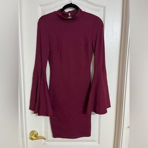 Maroon dress with flare sleeves - Windsor